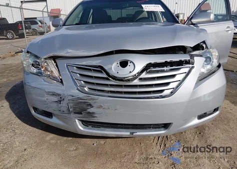2009 Toyota Camry Xle V6 z USA, uszkodzony, nr VIN 4T1BK46K09U082185